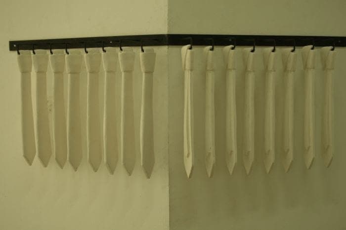 Tie sculpture detail